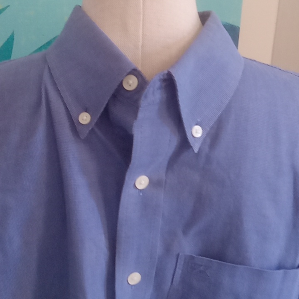 Long sleeve Cutter & Buck long sleeve shirt, Medium